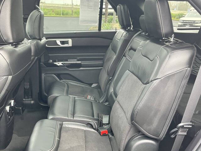 2022 Ford Explorer ST