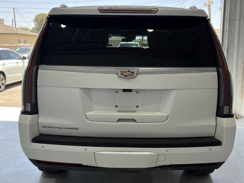 2018 Cadillac Escalade Platinum
