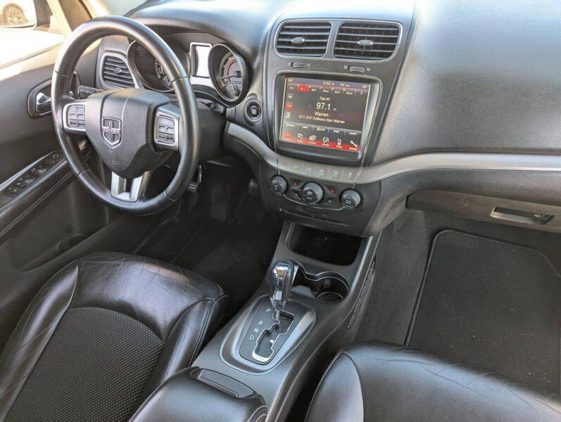 2017 Dodge Journey Crossroad