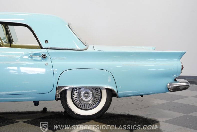 1957 Ford Thunderbird