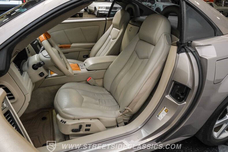 2005 Cadillac XLR