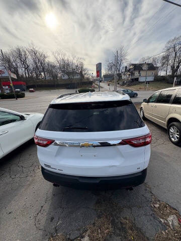 2020 Chevrolet Traverse LT Leather