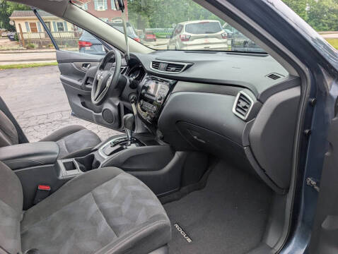 2015 Nissan Rogue S