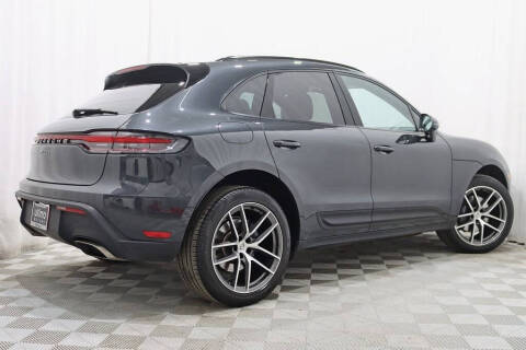 2022 Porsche Macan