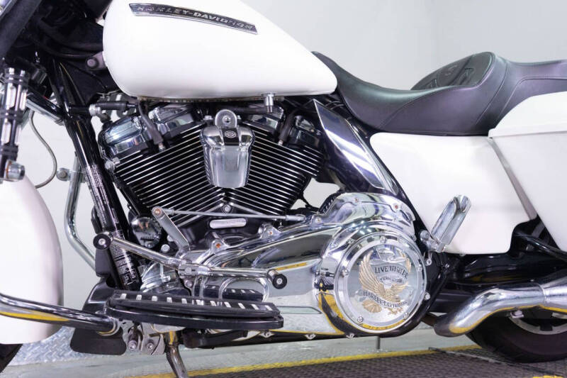 2018 Harley-Davidson Street Glide