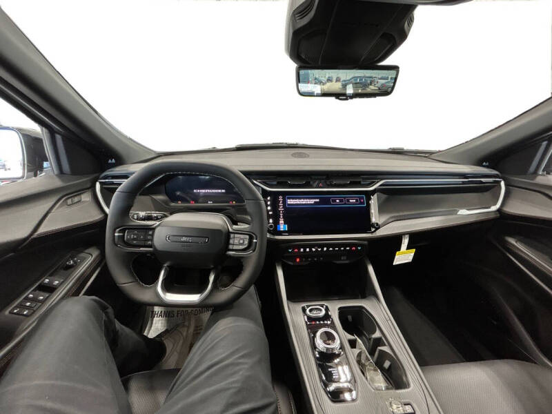 2026 Jeep Cherokee Overland