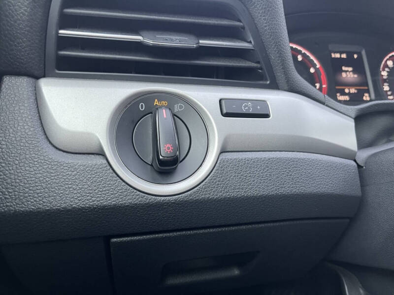 2021 Volkswagen Passat S