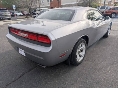 2014 Dodge Challenger SXT