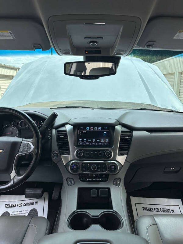 2017 Chevrolet Suburban LT