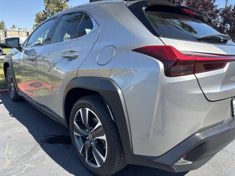 2020 Lexus UX 200
