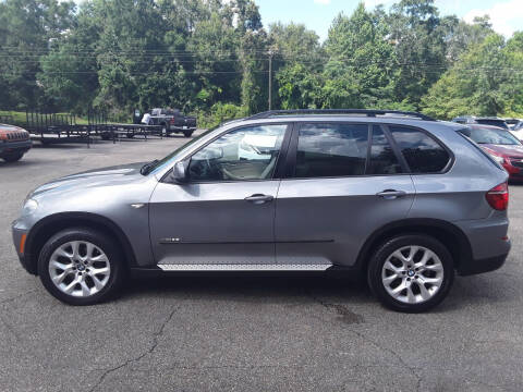2011 BMW X5 for sale at WALKER MOTORS LLC & TRAILERS in Hattiesburg MS