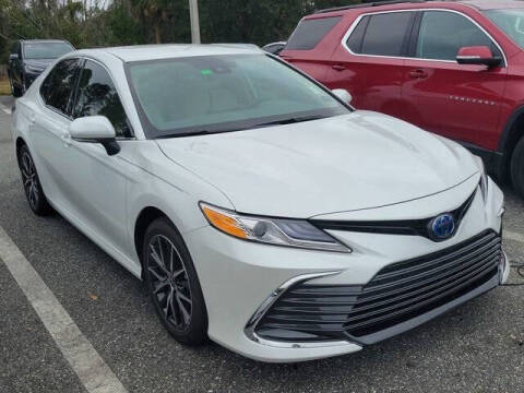 2023 Toyota Camry Hybrid XLE