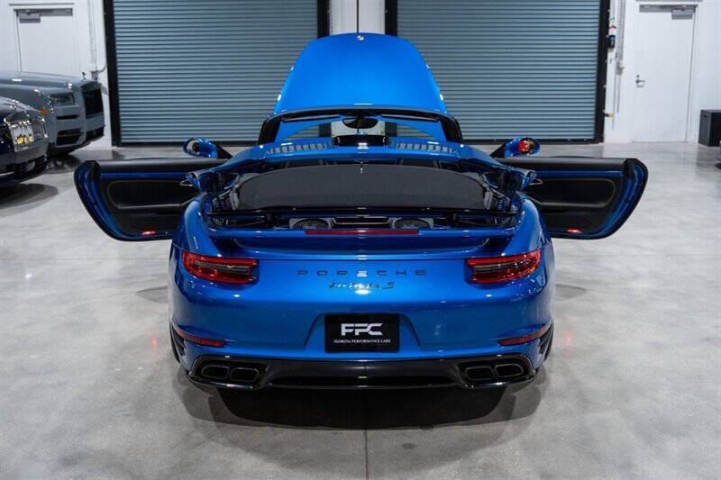 2017 Porsche 911 Turbo S