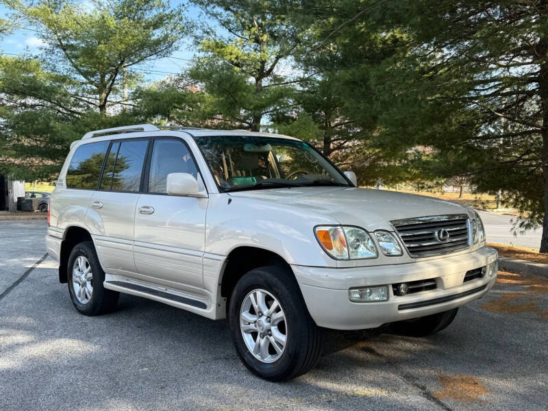 2003 Lexus LX 470 photo 11