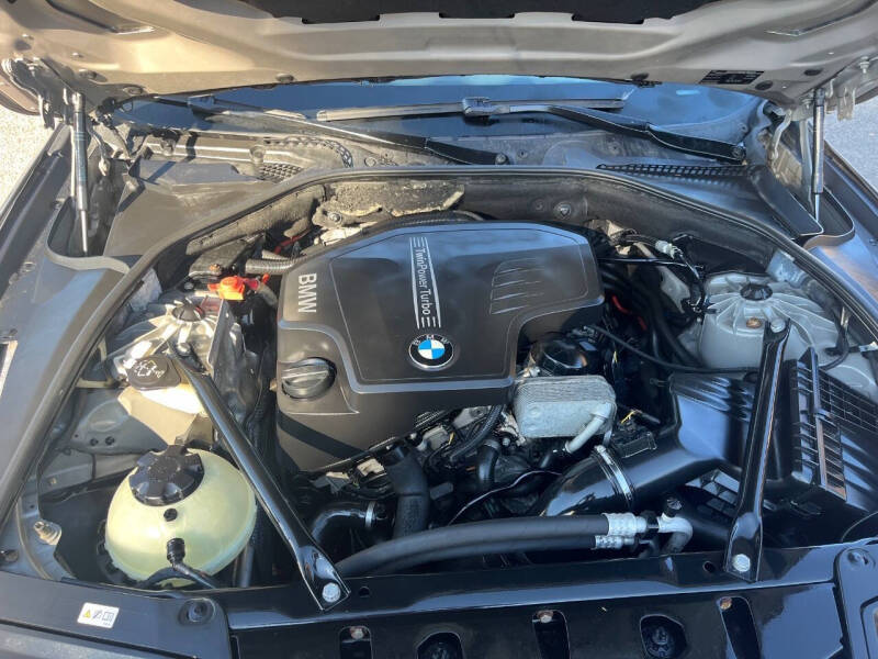 2013 BMW 5 Series 528i xDrive