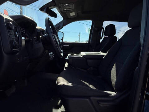 2023 Chevrolet Silverado 2500HD Custom