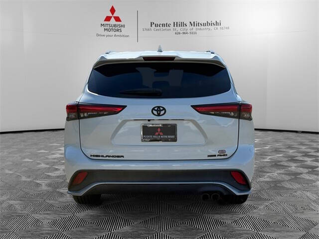 2021 Toyota Highlander XSE