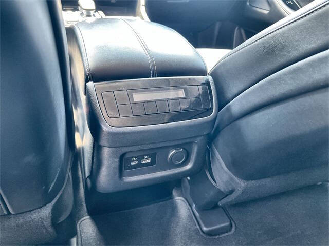 2022 Infiniti QX60 Luxe