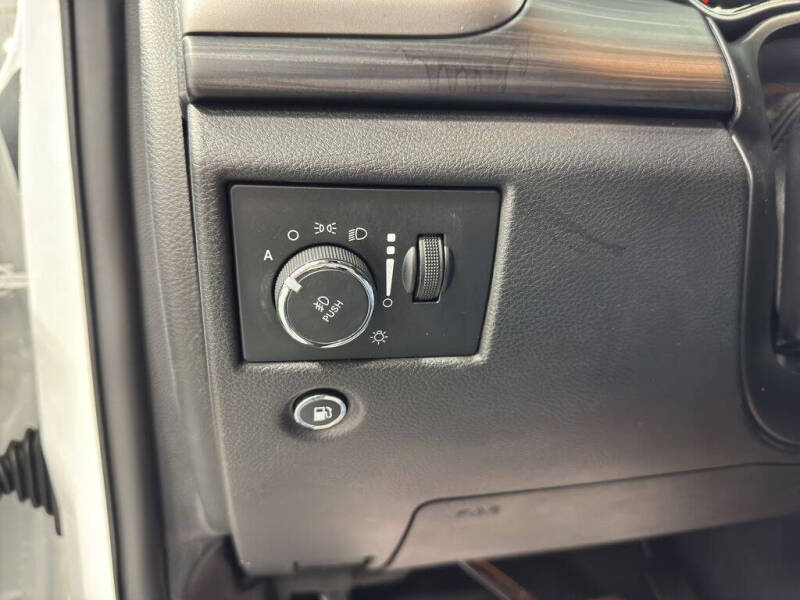 2019 Jeep Grand Cherokee Laredo E