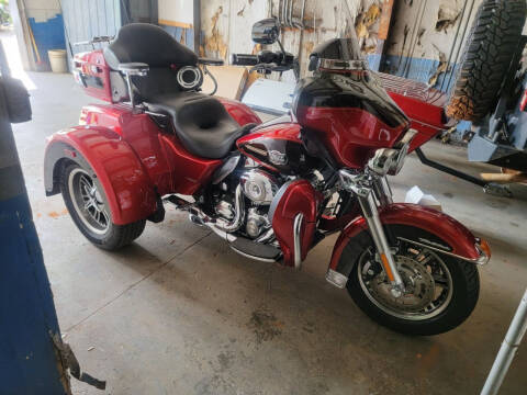 2012 HARLEY-DAVIDSON FLHTCUTG TRI FLHTCUTG TRI for sale at DK-Motorsports Inc. in Fayetteville GA