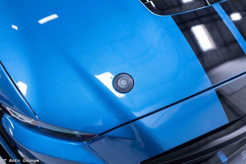 2020 Ford Mustang 23