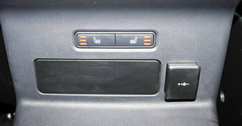 2022 Land Rover Range Rover Velar P250 R-Dynamic S