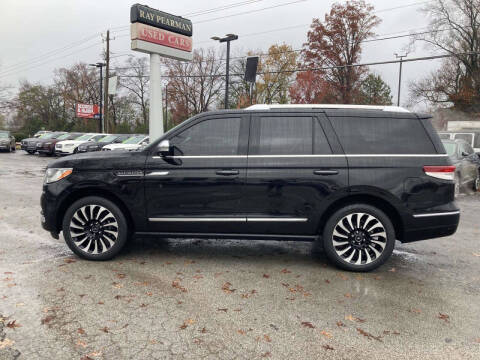 2022 Lincoln Navigator Black Label