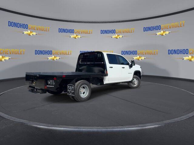 2026 Chevrolet Silverado 3500HD CC Work Truck