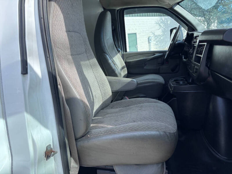 2015 GMC Savana 3500