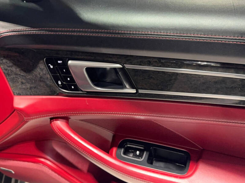 2018 Porsche Panamera