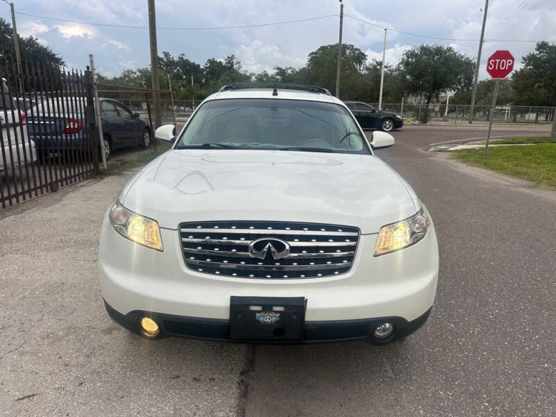2005 Infiniti FX35