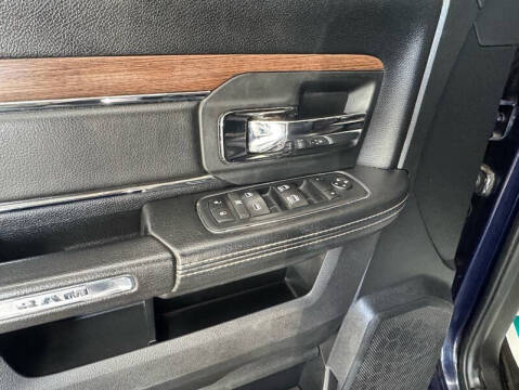 2017 RAM 1500 Laramie