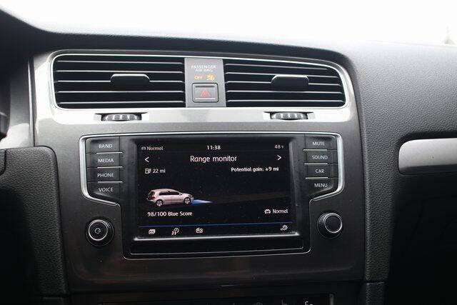 2016 Volkswagen e-Golf SE