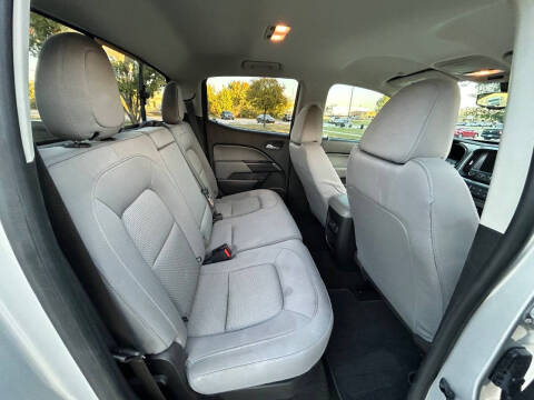 2017 Chevrolet Colorado LT