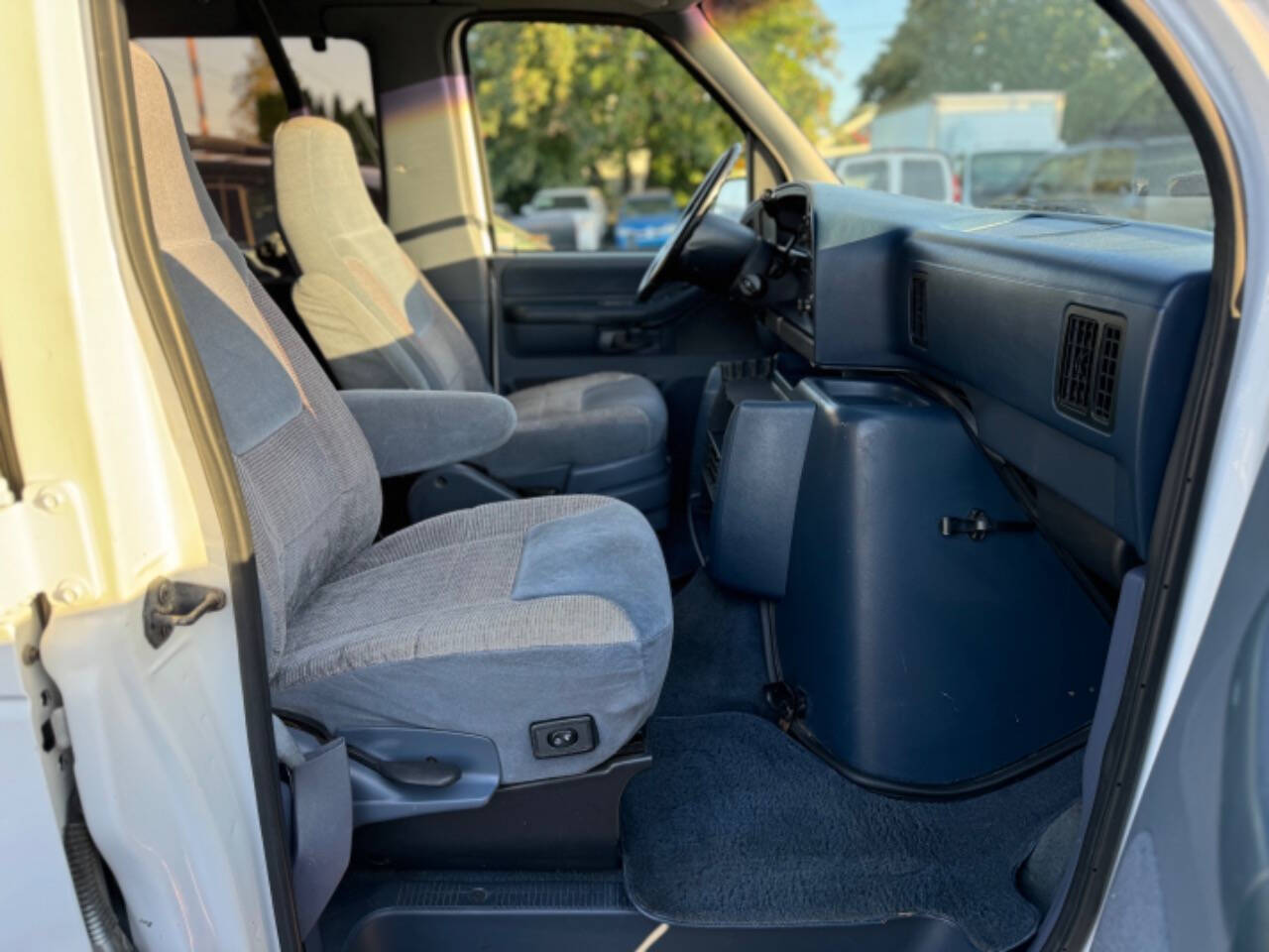 1994 Ford E-350 for sale at Carz Connect LLC in Portland, OR