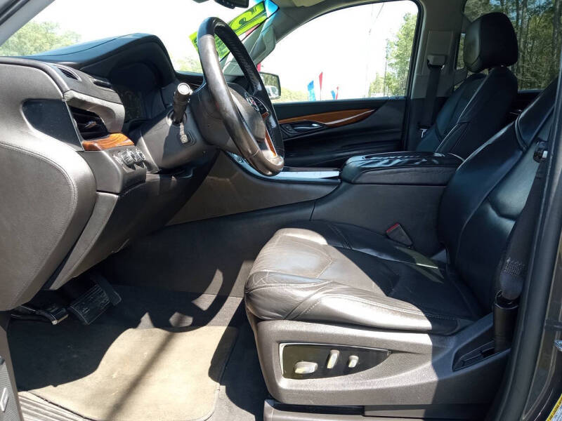 2015 Cadillac Escalade Luxury