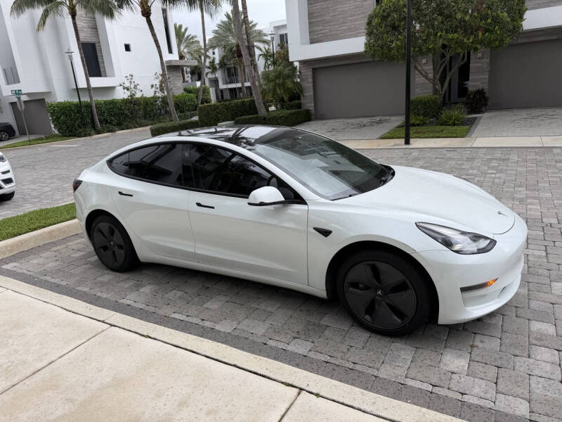 2021 Tesla Model 3 Standard Range Plus