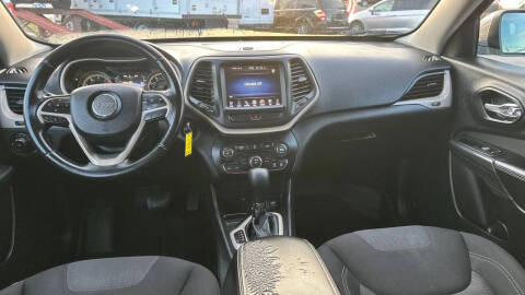 2017 Jeep Cherokee Latitude