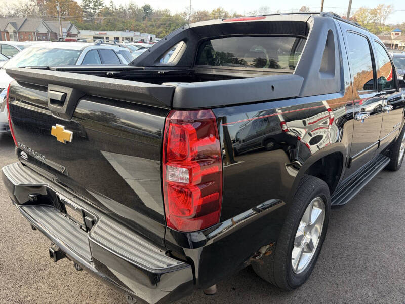 2012 Chevrolet Avalanche LT