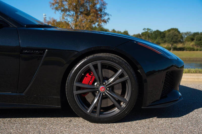 2017 Jaguar F-TYPE SVR