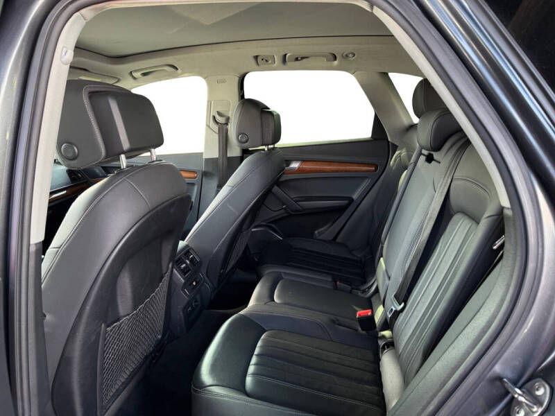 2022 Audi Q5 quattro S line Premium 45 TFSI