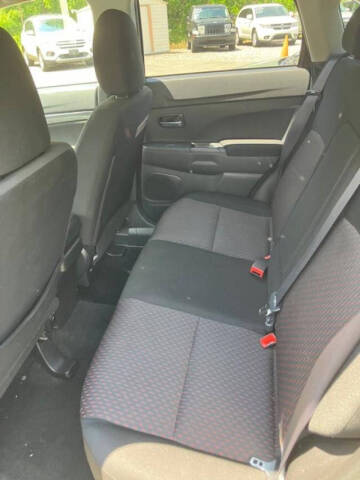 2018 Mitsubishi Outlander ES