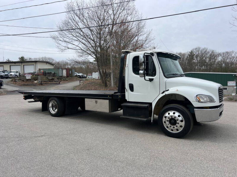 2015 Freightliner M2 106