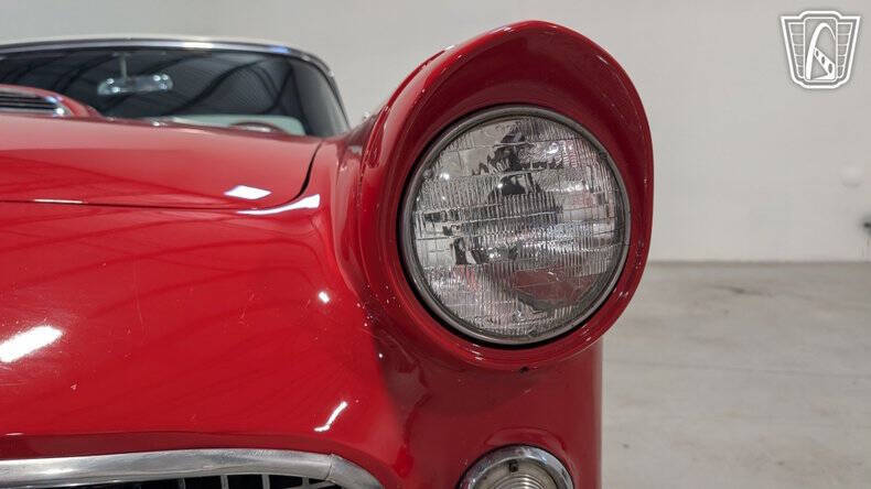1955 Ford Thunderbird