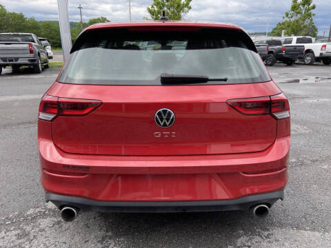 2022 Volkswagen Golf GTI SE