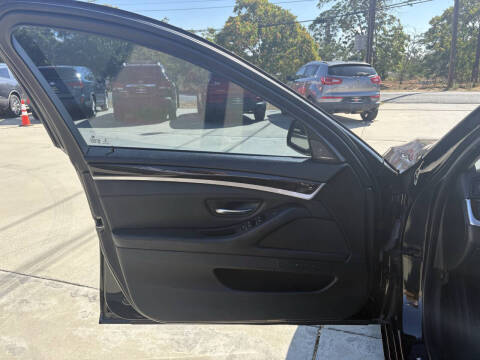 2016 BMW 5 Series 528i