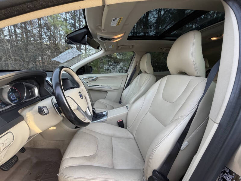 2015 Volvo XC60 T6 Drive-E