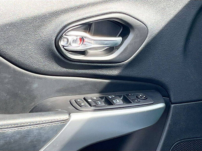 2022 Jeep Cherokee X