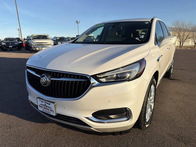 White 2019 Buick Enclave SUV / Crossover Four-Wheel Drive 9-Speed Automatic