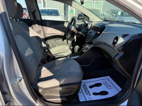 2015 Chevrolet Sonic LS Auto